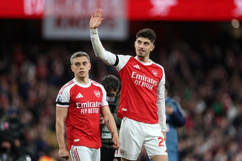 Manchester City patzt &ndash; und macht Arsenal zum Meister