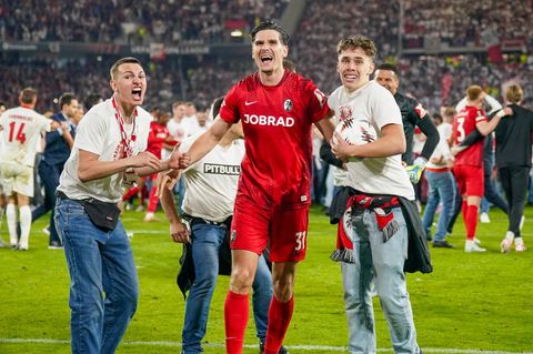 So k&ouml;nnen Sie Freiburgs historisches Spiel im TV und Livestream sehen