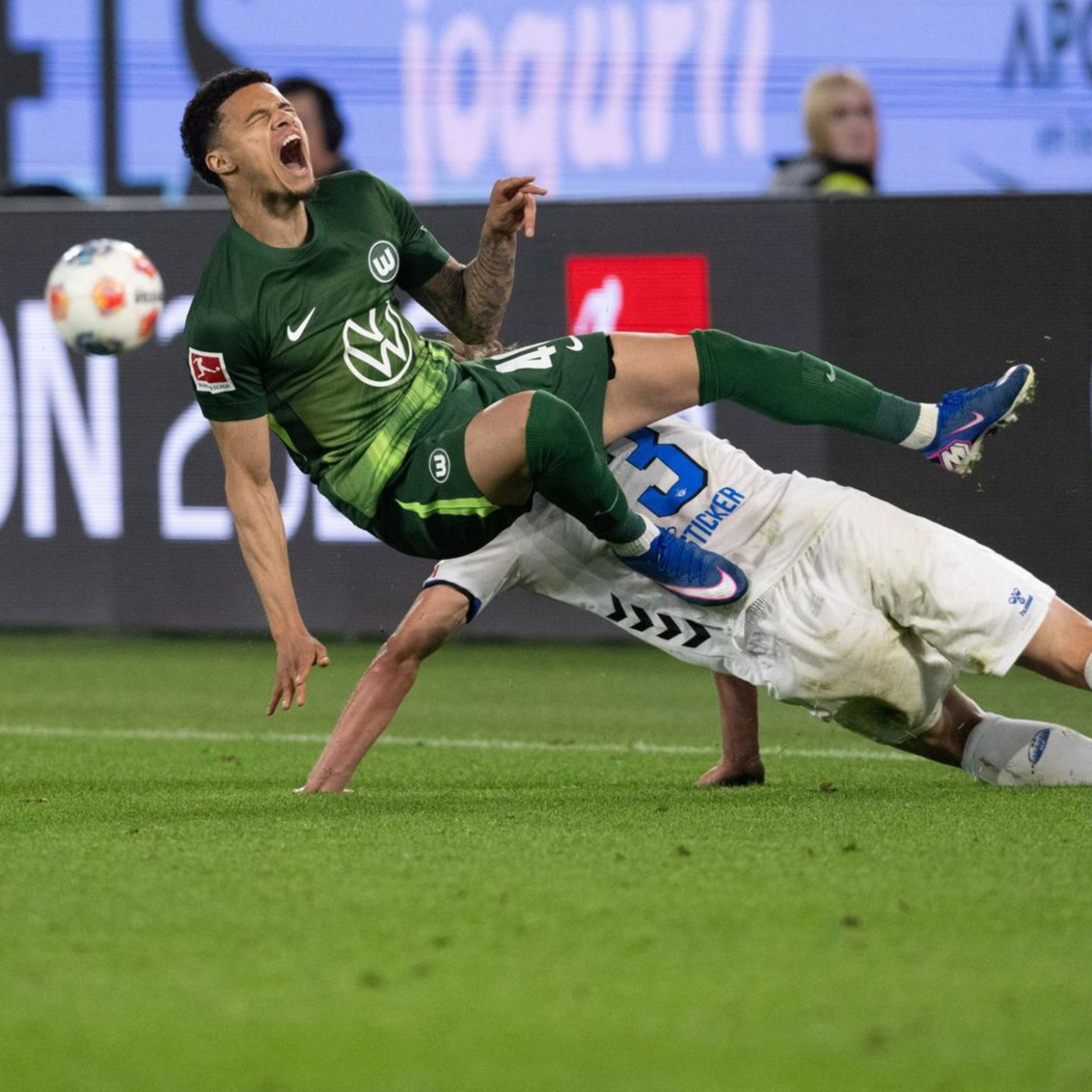 VfL Wolfsburg und SC Paderborn verpassen Vorentscheidung