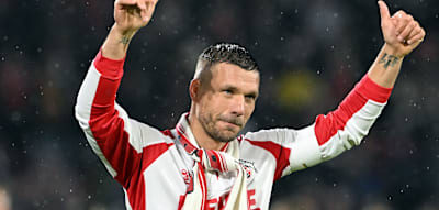 &bdquo;So, Feierabend&ldquo; &ndash;&nbsp;Lukas Podolski beendet Fu&szlig;ball-Karriere