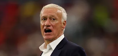 &bdquo;Hatte der Schiedsrichter das Niveau f&uuml;r ein WM-Halbfinale?&ldquo; &ndash; Deschamps fragt, Hummels antwortet