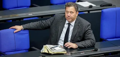Sozialausgaben steigen weiter &ndash;&nbsp;fast jeder dritte Euro f&uuml;r Arbeitslosigkeit, Gesundheit, Rente