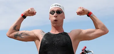 Gold! Nach der Olympia-Schmach steigt Wellbrock als Sieger aus der Seine