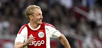 &bdquo;Sch&ouml;nwetter-Fu&szlig;baller&ldquo; &ndash; Van der Vaart teilt gegen Julian Brandt aus