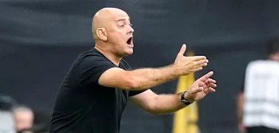 &bdquo;Du musst dich auch w&auml;hrend des Spiels benehmen&ldquo; &ndash; Waldhof-Trainer verweigert Handschlag
