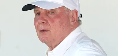 Uli Hoene&szlig; von Nachbarn wegen zwei Lindenb&auml;umen verklagt