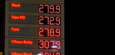 &bdquo;Starkes Signal f&uuml;r unser Land&ldquo; &ndash; 17 Cent weniger pro Liter, Bund und L&auml;nder beschlie&szlig;en Tankrabatt