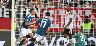 Historische Pleite beim Heimdeb&uuml;t &ndash; Klopp-Elf verliert gegen Griechenland
