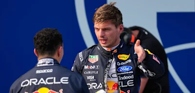 &bdquo;Unheimlich entt&auml;uschend&ldquo; &ndash; Mercedes f&auml;llt Verstappens Machtdemonstration zum Opfer