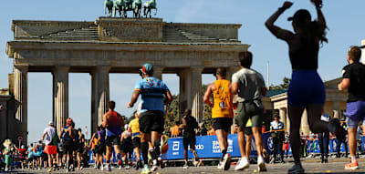 Strecke abgek&uuml;rzt und mit dem Rad gefahren &ndash; Influencer schummeln beim Berlin Marathon