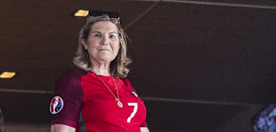 &bdquo;Sie sch&auml;tzen Cristiano nicht&ldquo;, beschwert sich Ronaldos Mutter